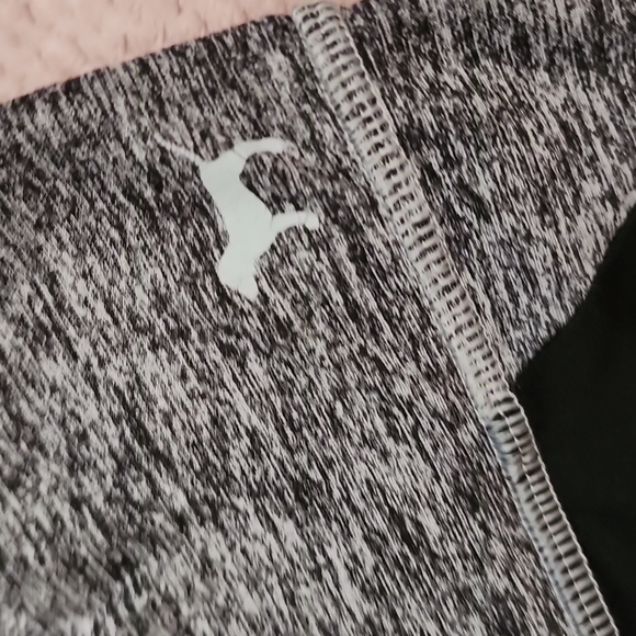 PINK Victoria's Secret Yoga Pants - Picture 5 of 6